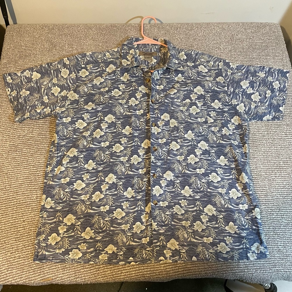 Northern apparel floral button down Hawaiian shirt